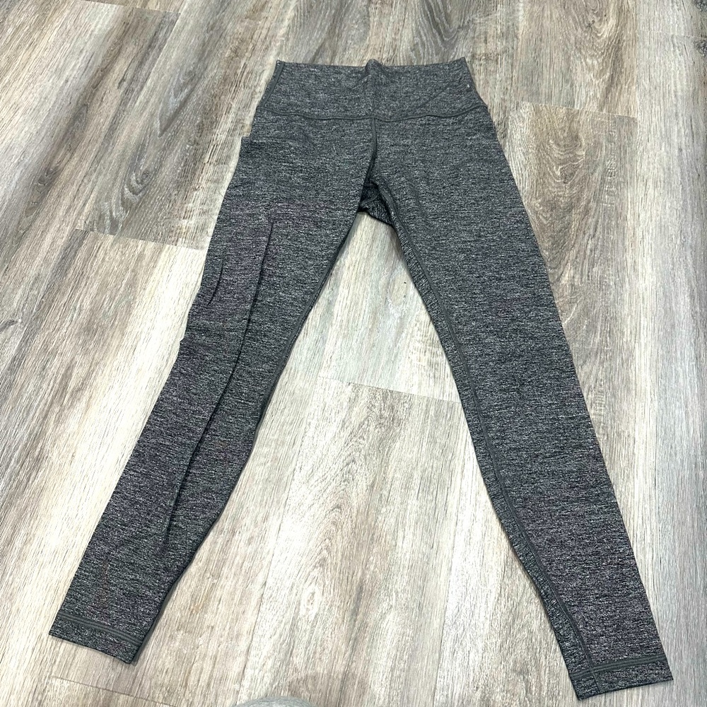 Women’s Lululemon leggings